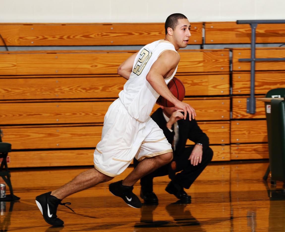 Men&rsquo;s Basketball Soars Past Daniel Webster College, 87-69
