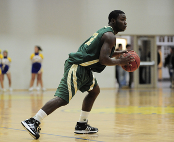 No. 23 Amherst Upends Men&rsquo;s Basketball, 93-60