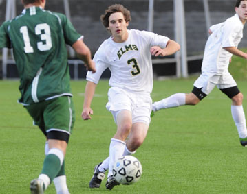 Men&rsquo;s Soccer Falls to Mount Ida College, 3-0
