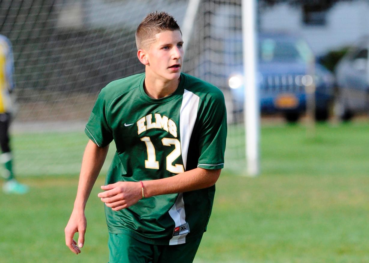 Men&rsquo;s Soccer Soars Past Daniel Webster College, 4-1