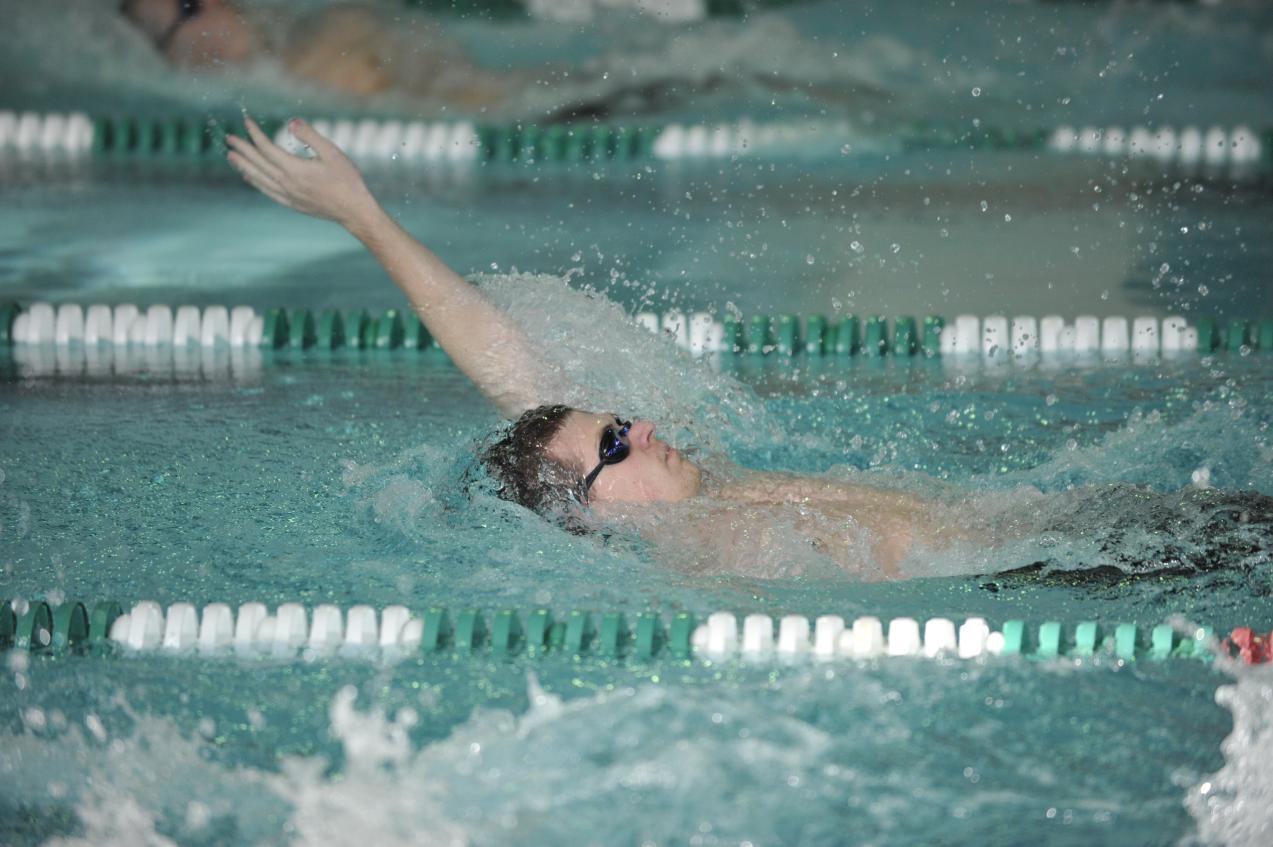 Men&rsquo;s and Women&rsquo;s Swim Team Compete at Colby-Sawyer College