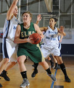 Women's Basketball Pulls By Newbury