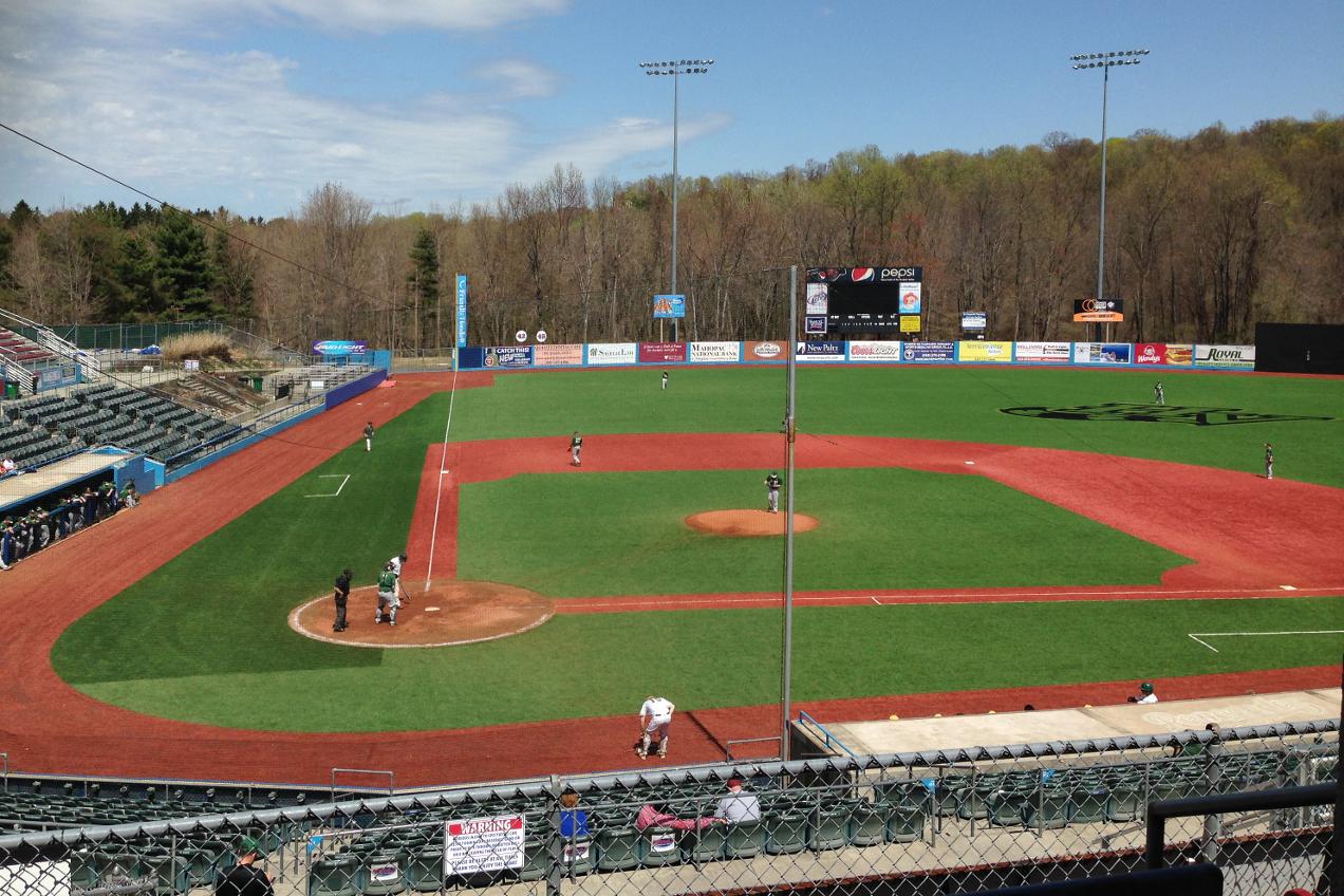 Baseball Tops Southern Vermont College, 15-1