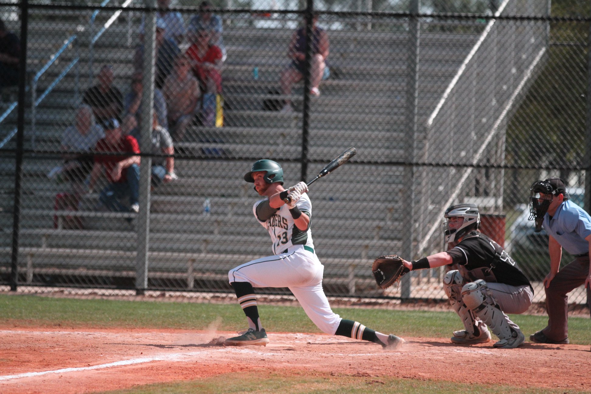Baseball Splits Doubleheader at ENC