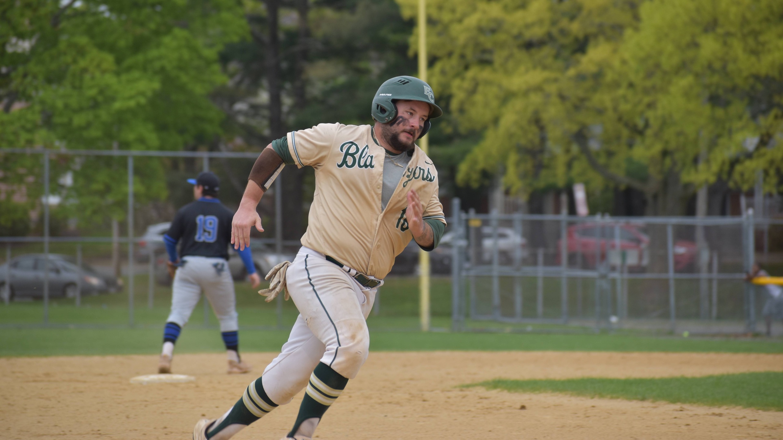 Baseball Sweeps Fitchburg for Sixth Straight Win