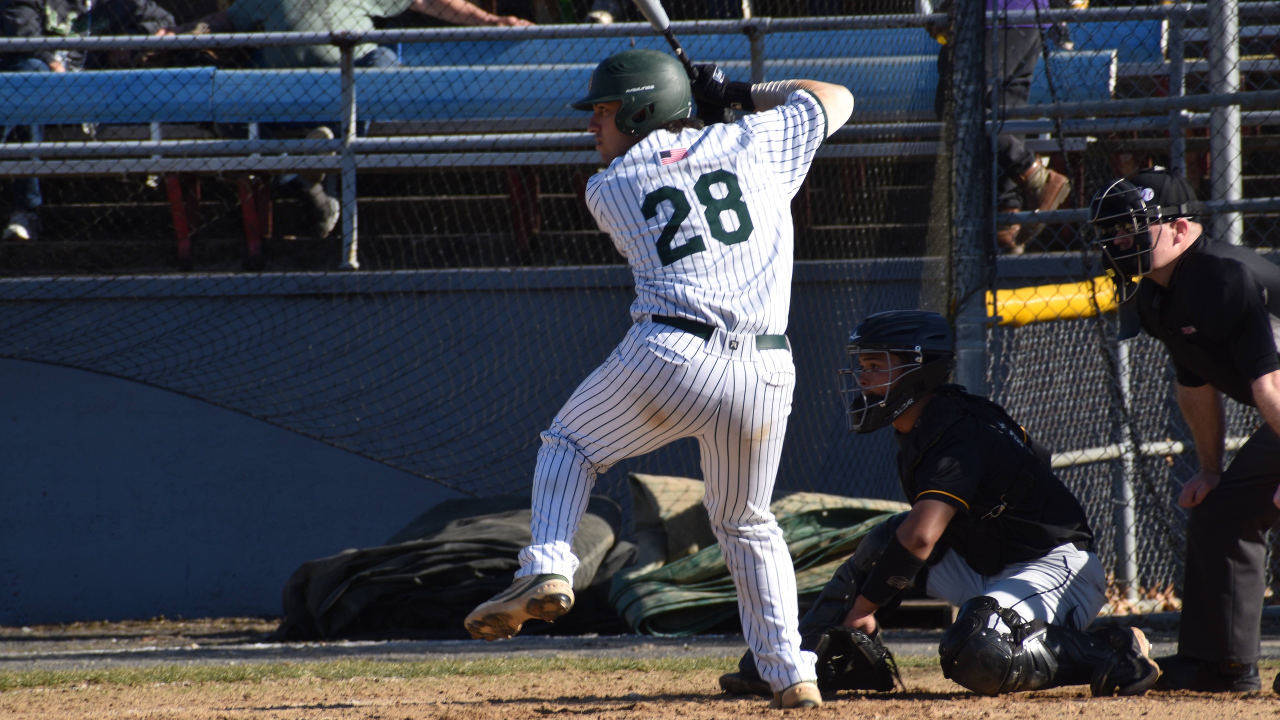 Golden Bears Out Score Baseball 3-10