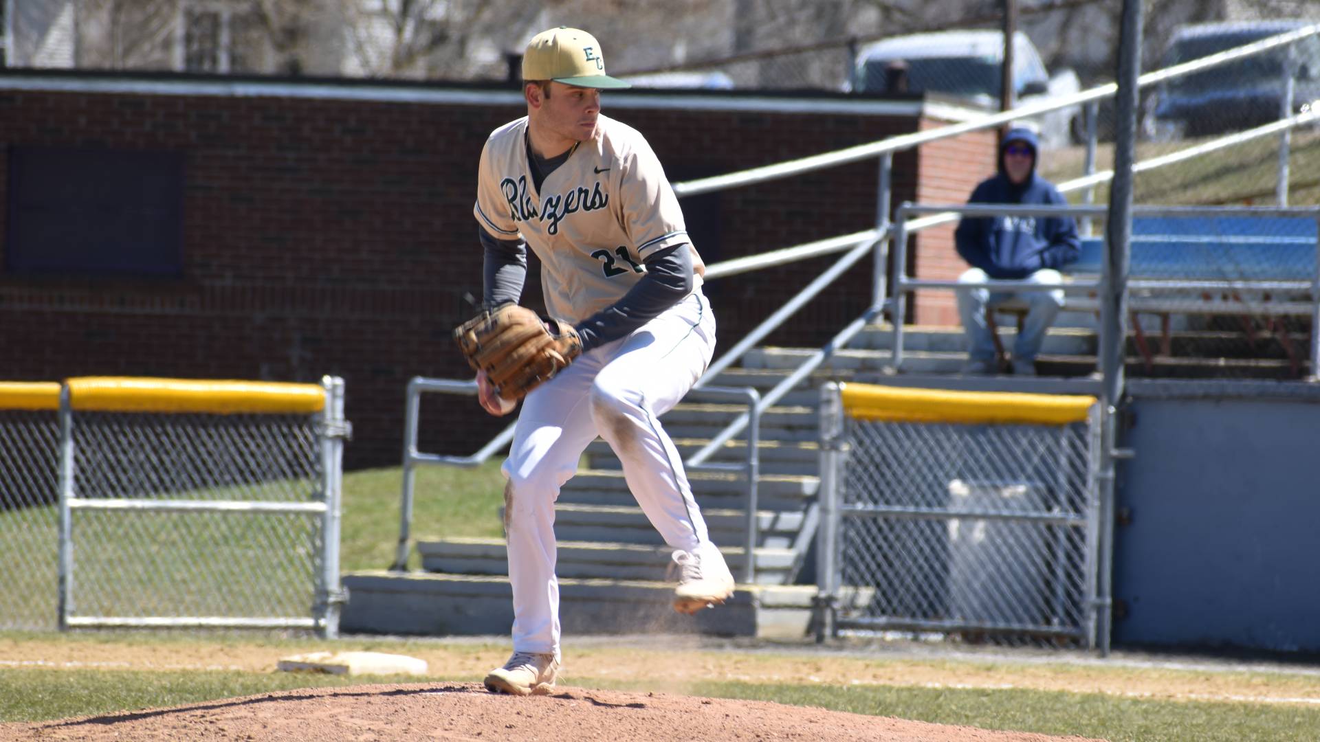 Baseball Kicks Off Spring Break with a Sweep Over Gordon
