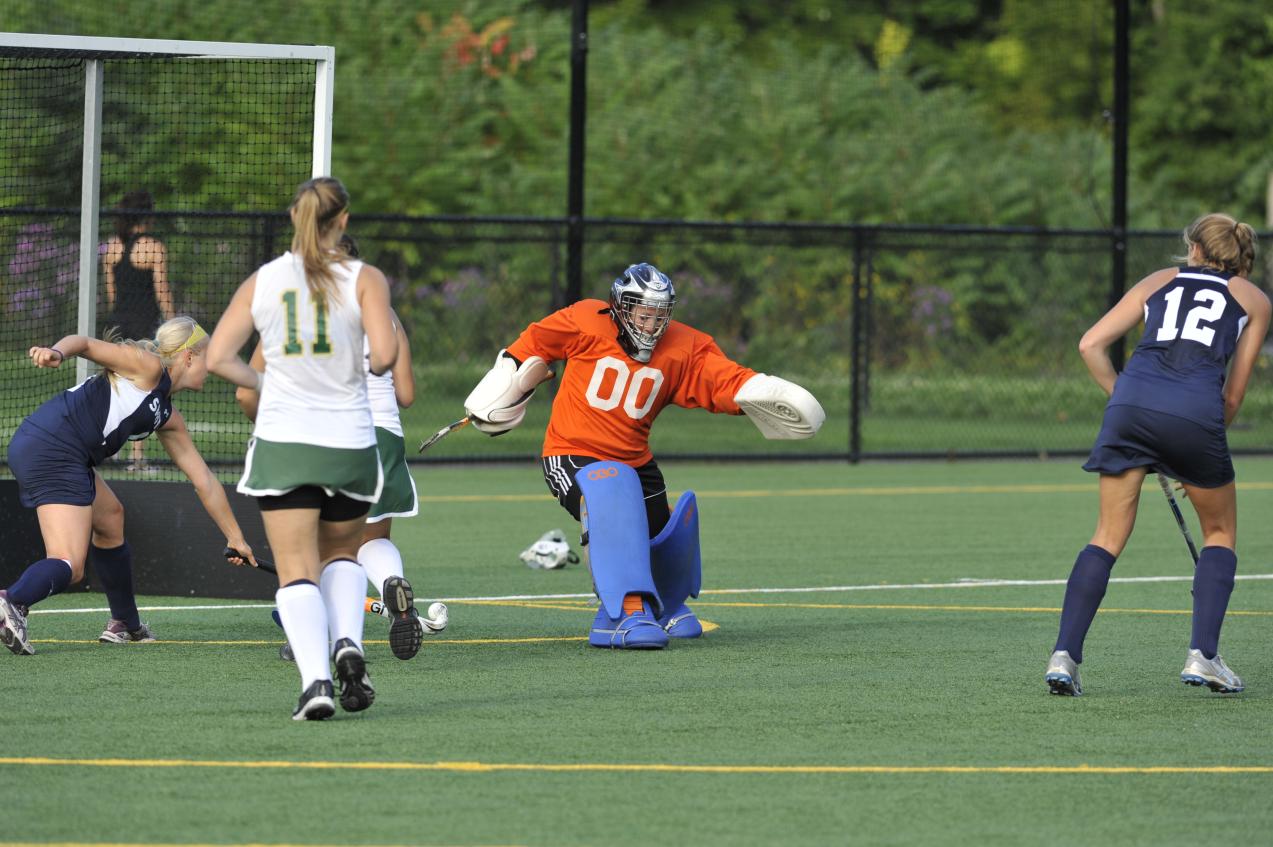Field Hockey to Host Winter Clinics