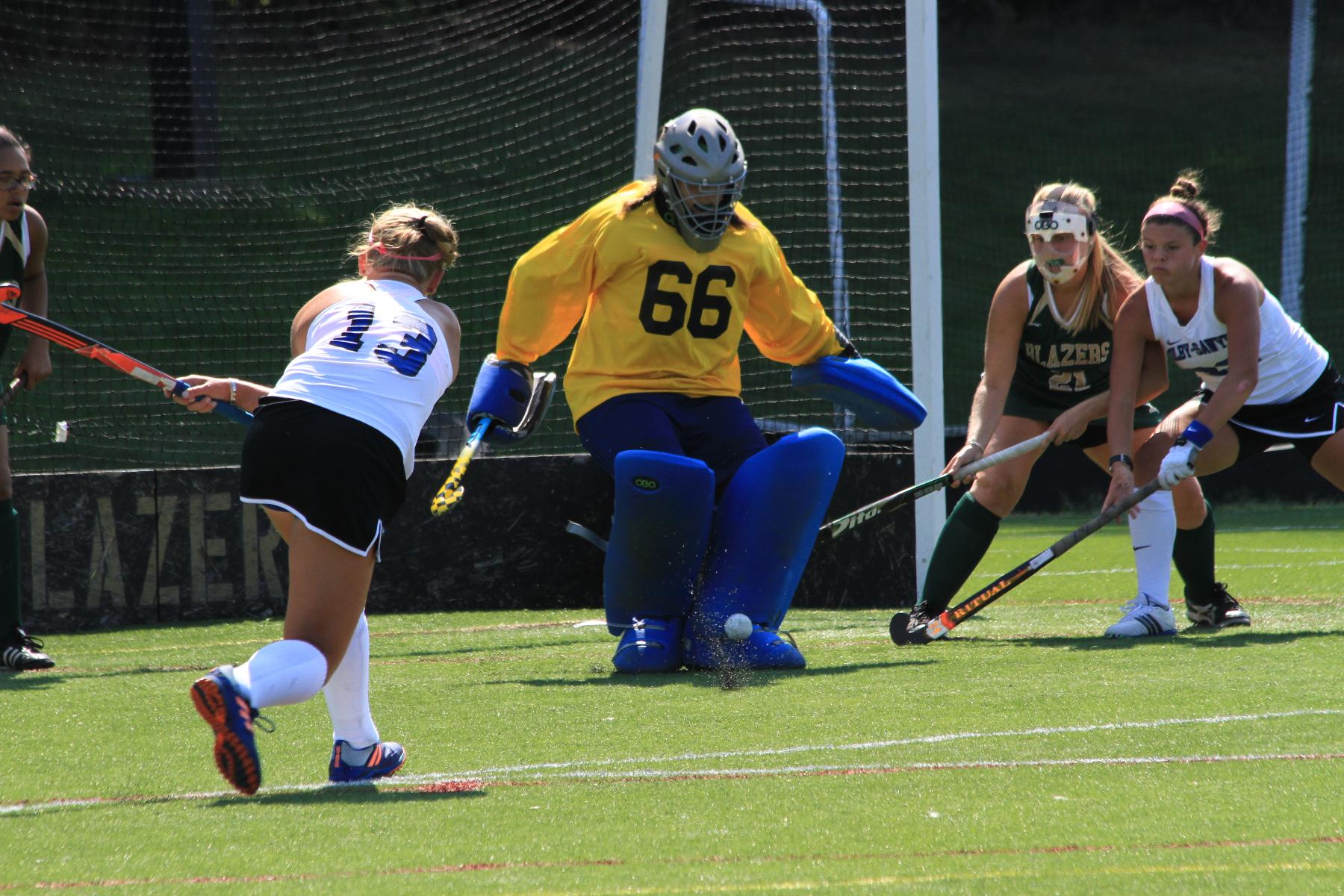 Second Half Sinks Field Hockey At WPI