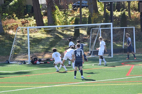 Men's Soccer Draws With Rivier on Senior Day