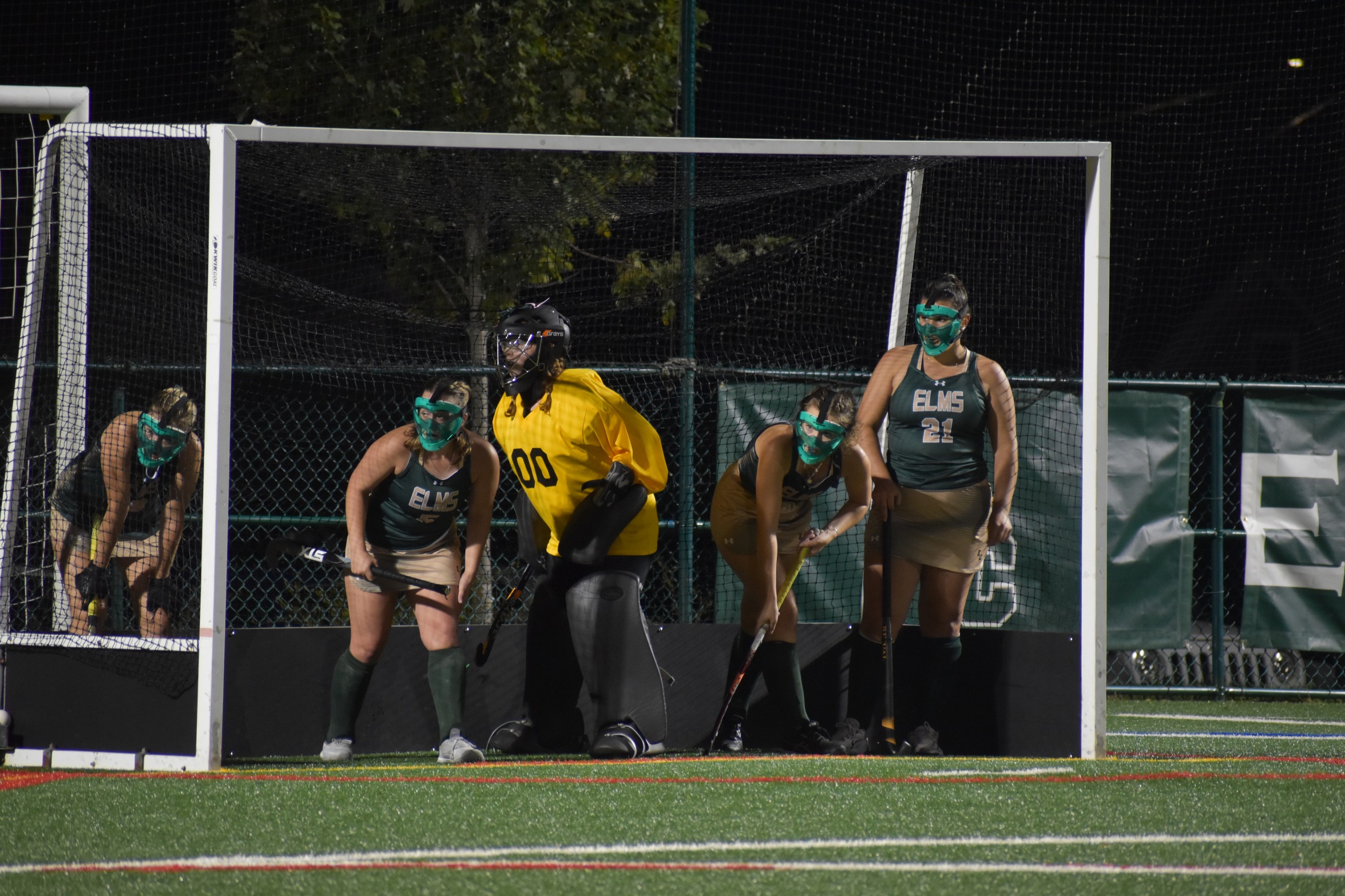 Bonneau Cracks in the First Blazer Goal Against Bulldogs