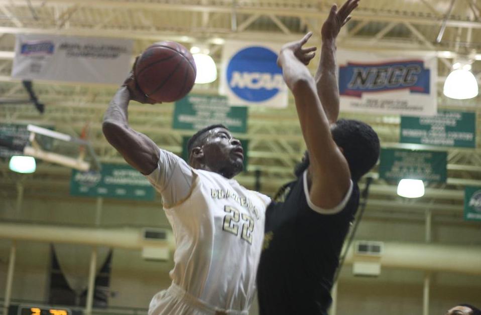 Southern Vermont Outlasts Men's Basketball