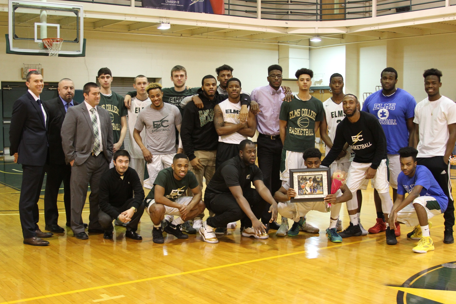 Men's Basketball Drops Home Finale To Southern Vermont