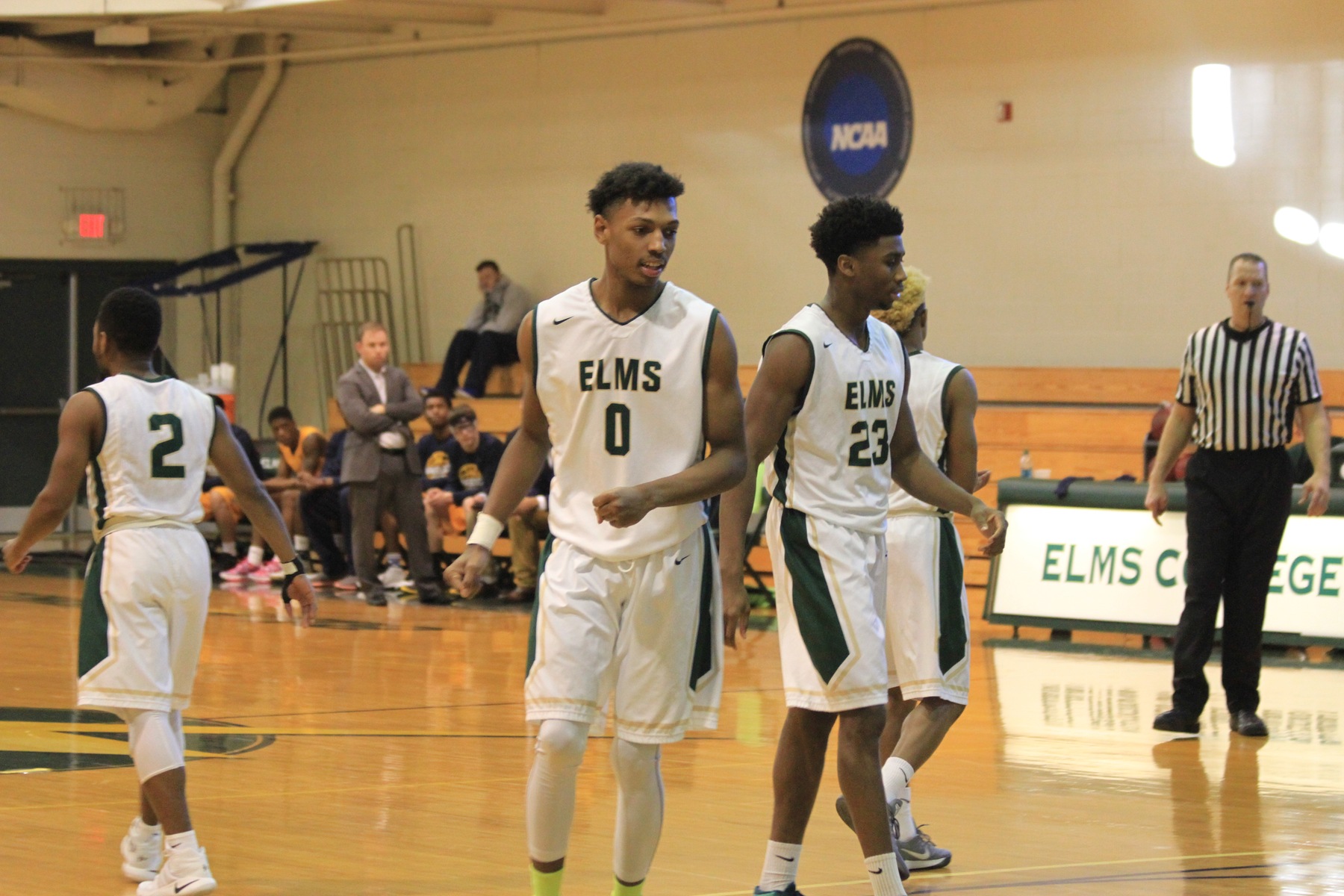 Regis Tops Men's Basketball