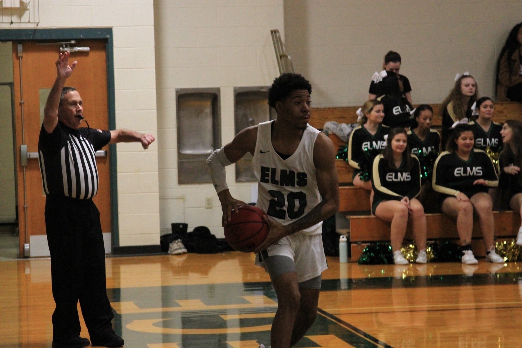 Blazers Fall To Saints
