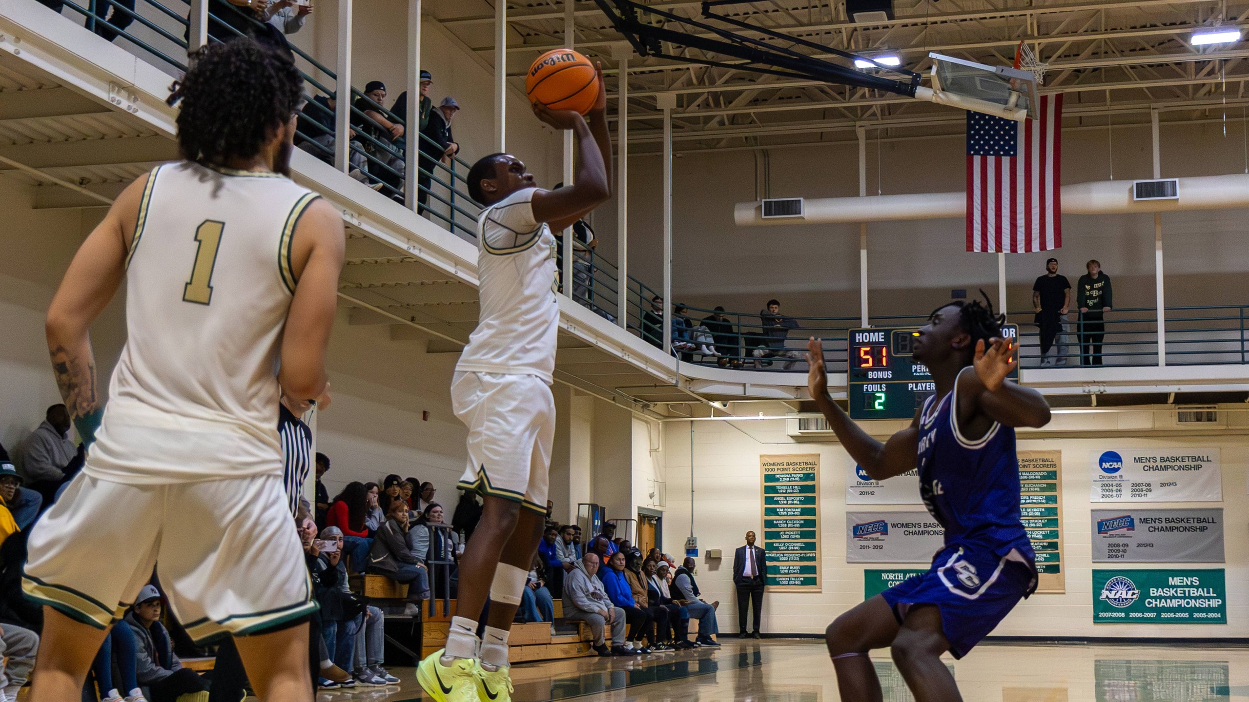 Men's Basketball Defeats Colby-Sawyer 56-52 on the Road