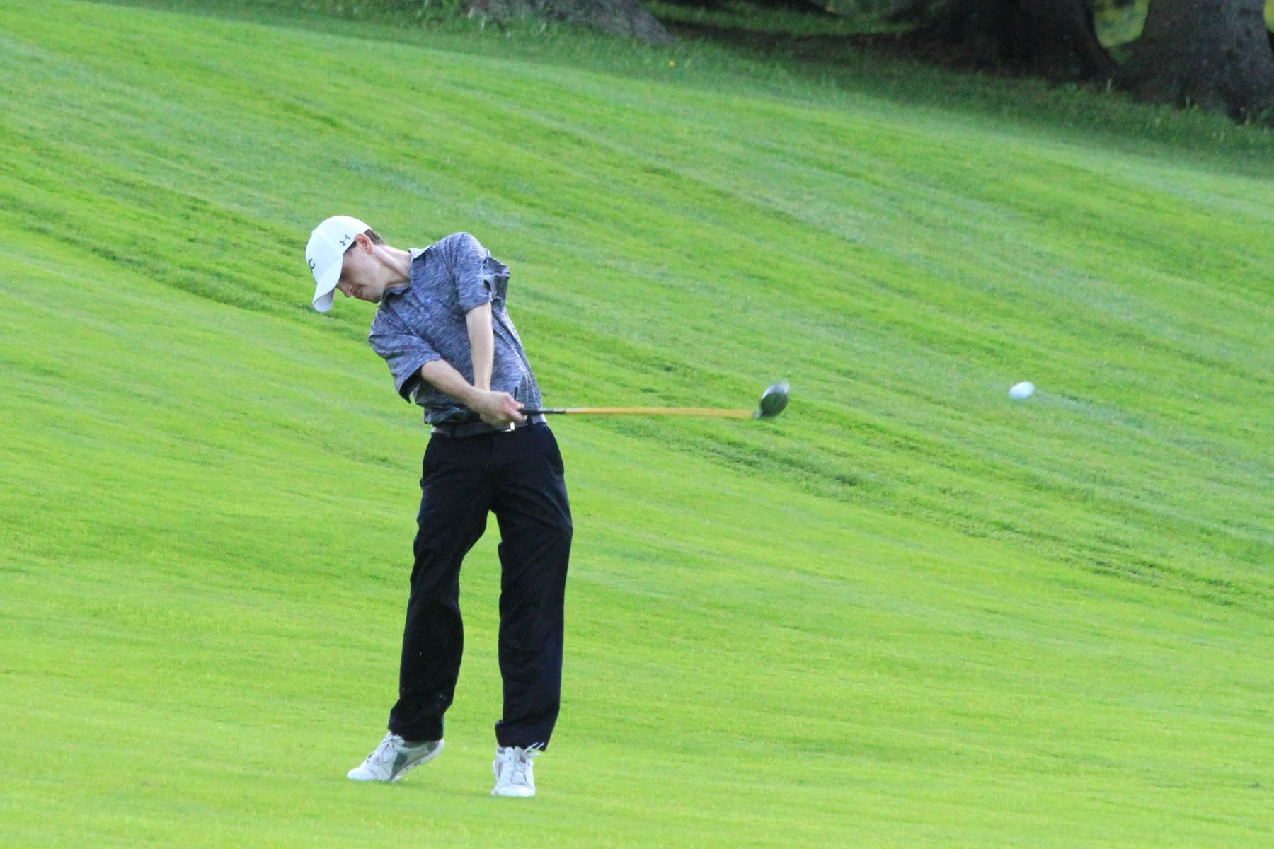Murray Leads Elms On Day 1 At Middlebury