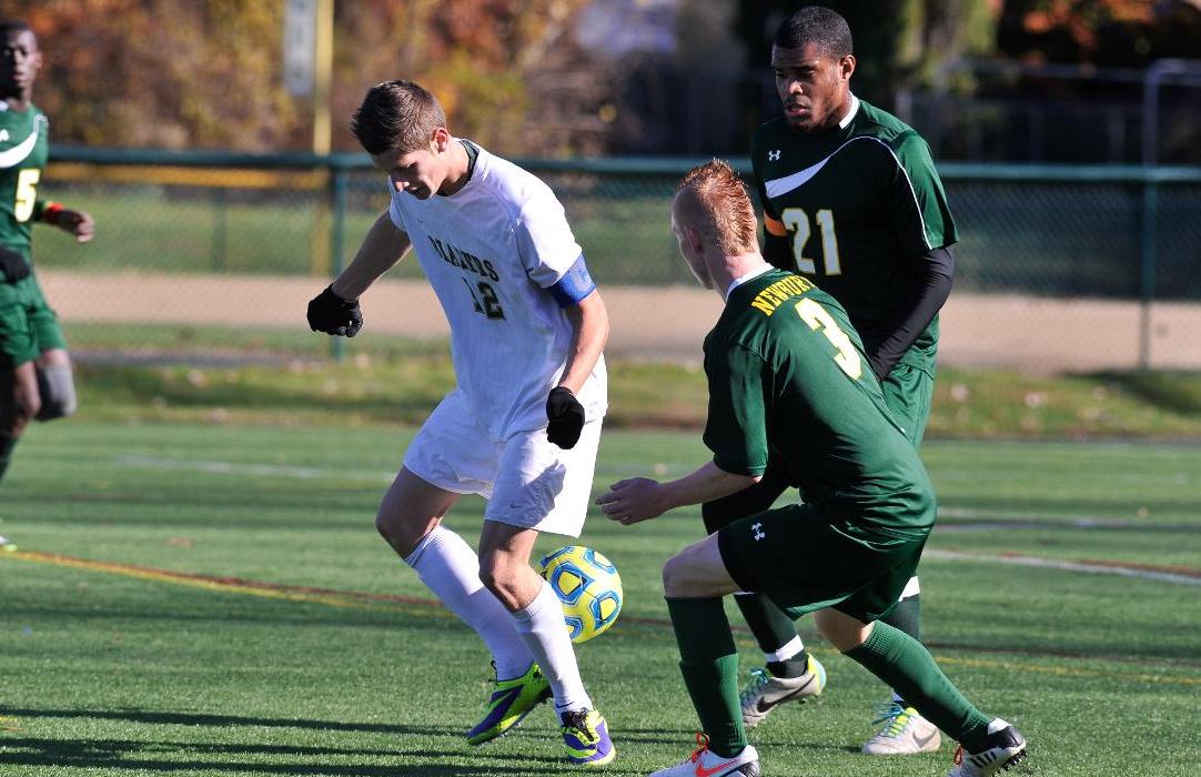 Men's Soccer Falls to Johnson & Wales in Final Minute
