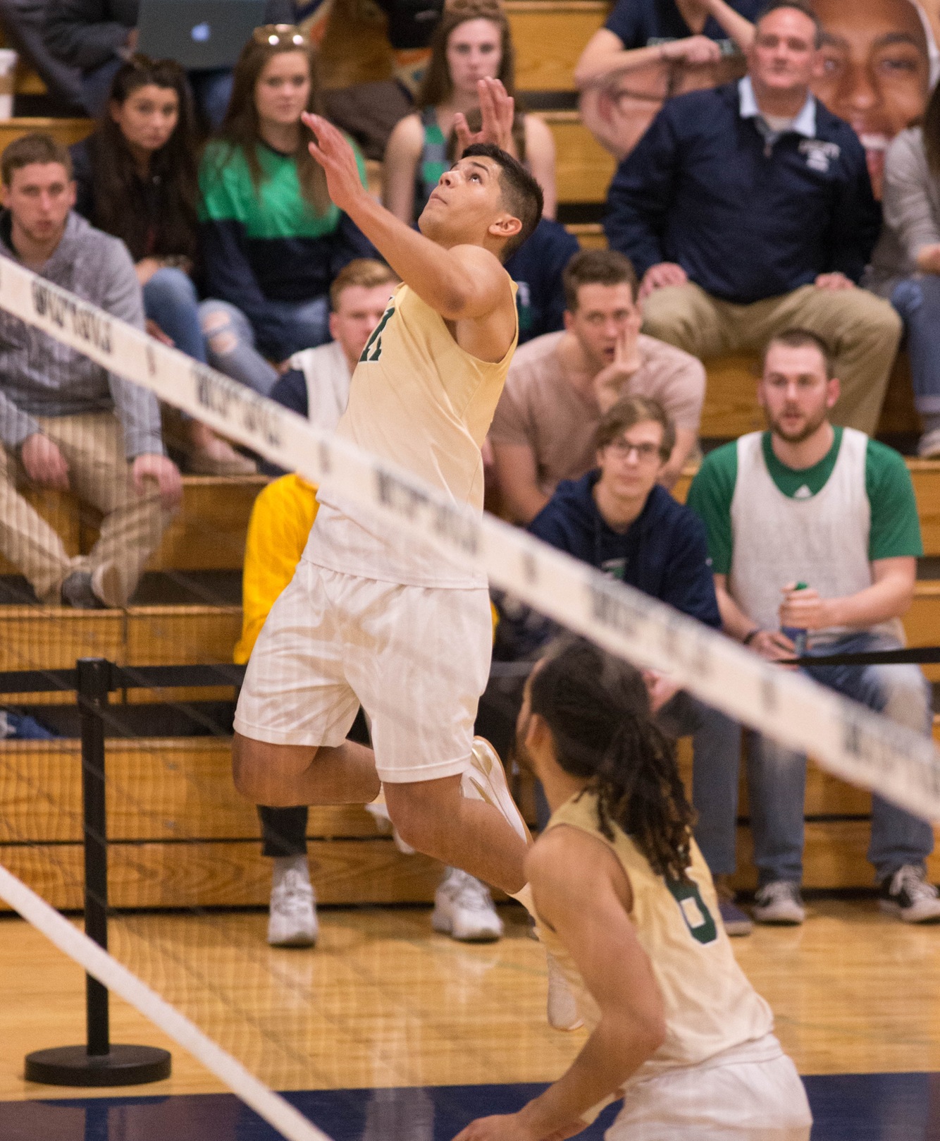 Men's Volleyball Picks Up Seventh Win