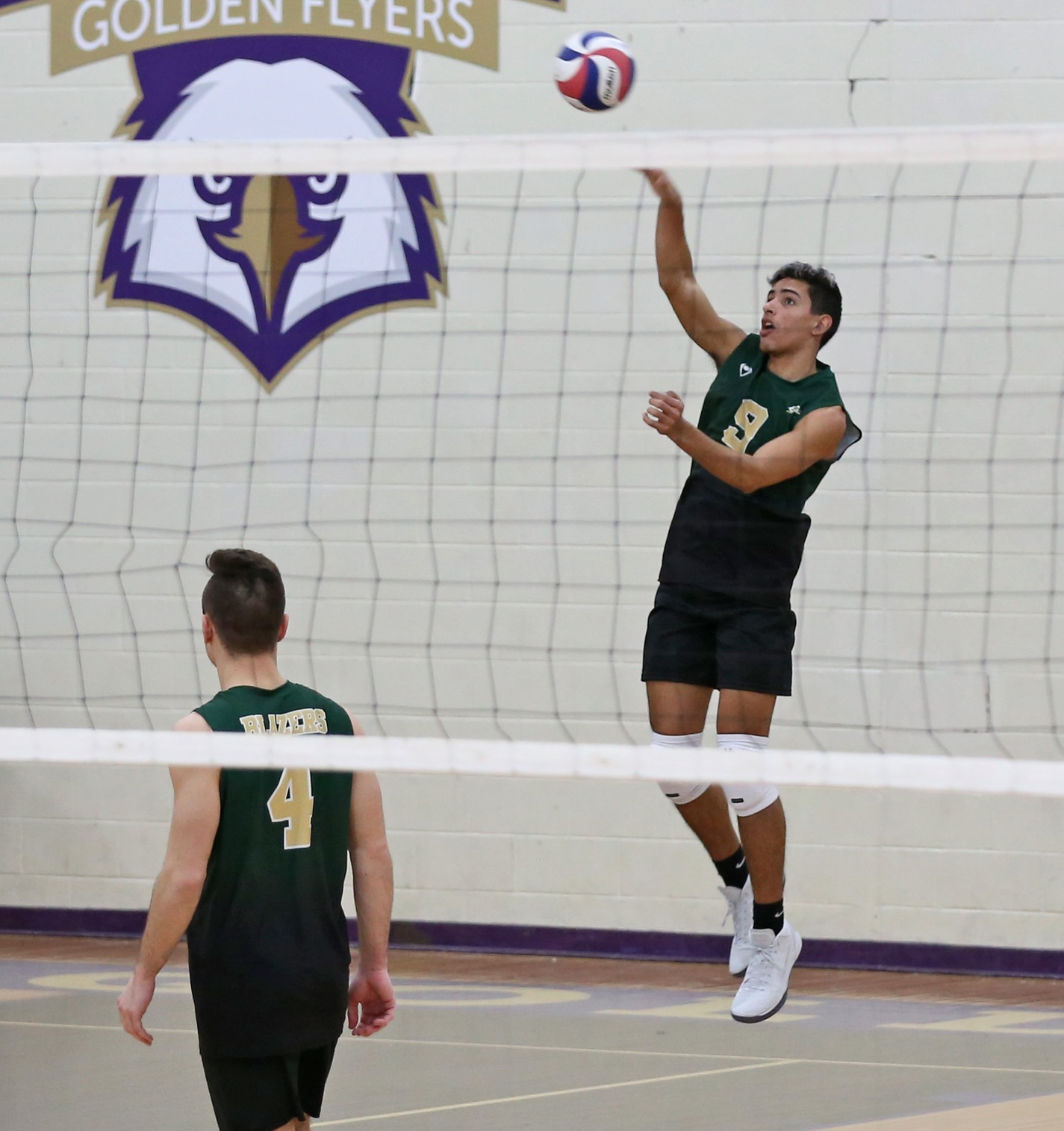 Men&rsquo;s Volleyball Defeats Sage In Straight Sets