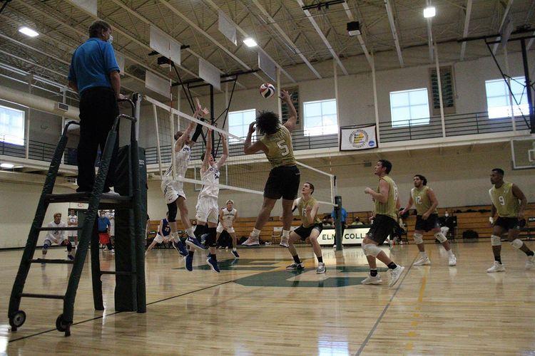 Blazers Pick Up Win in Straight Sets vs. Sage