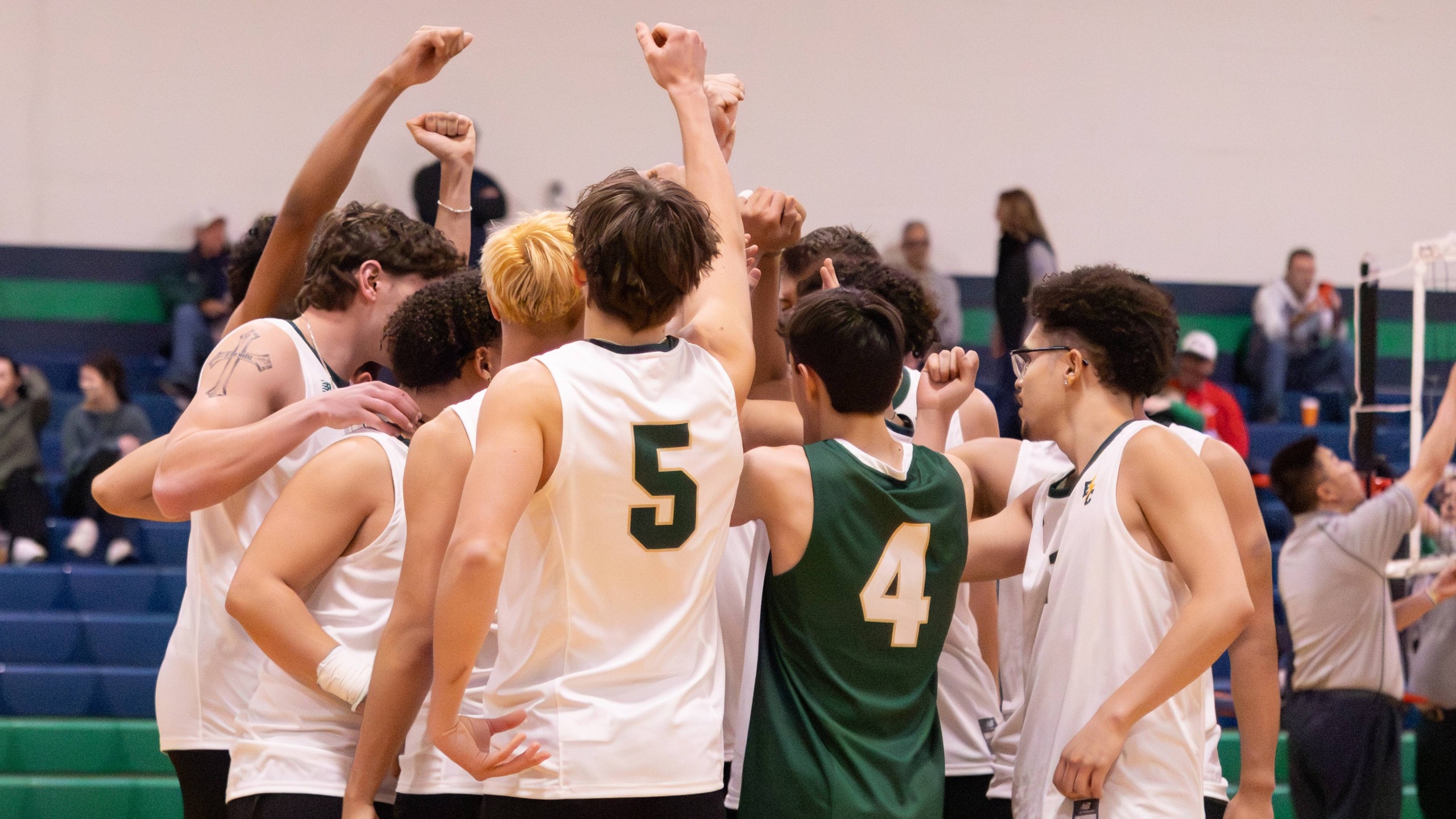 Men's Volleyball Loses in Five Sets at Bard