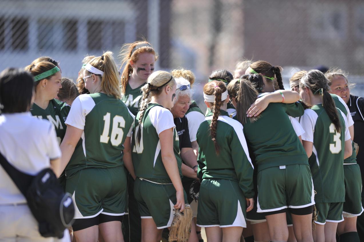 Softball Earns Double-Header Split with Newbury College