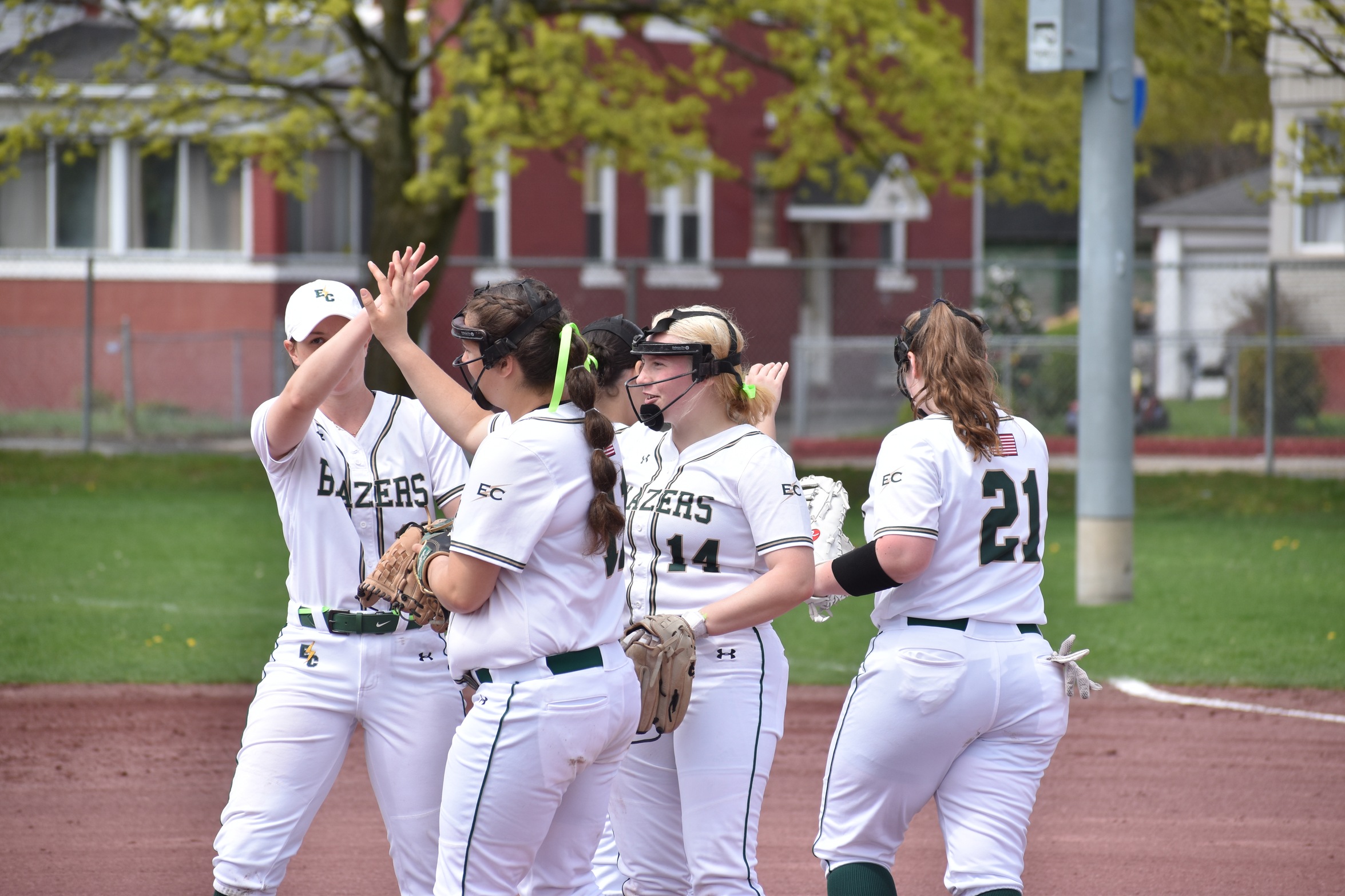 Blazers Split With Pride on Senior Day
