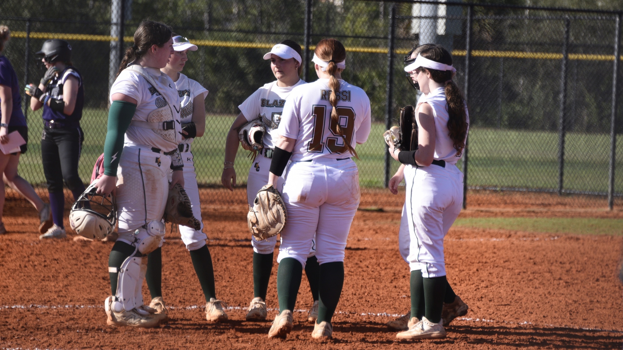 Softball Competes for Third Day in Florida