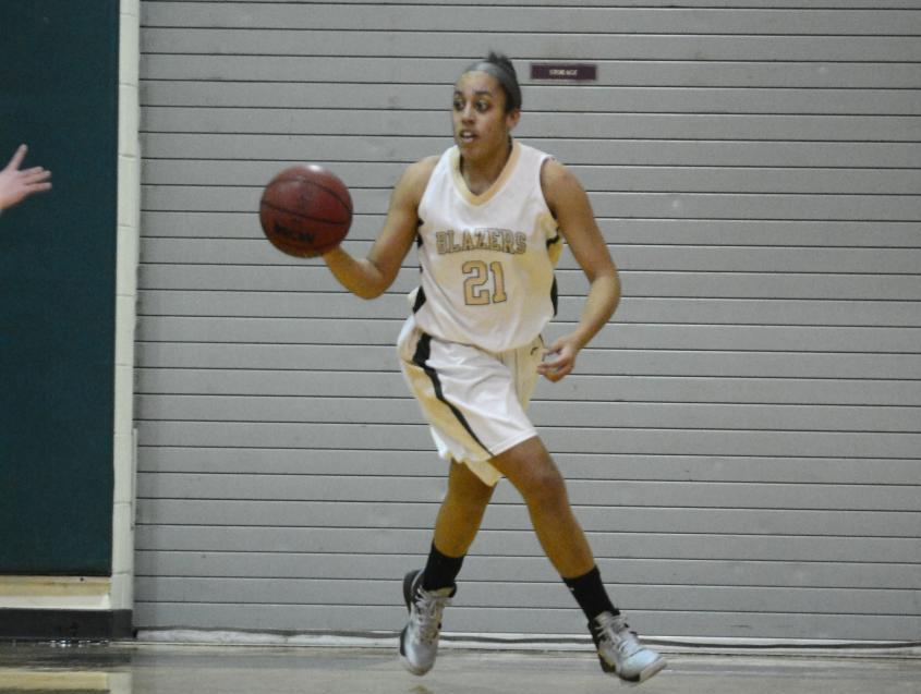 Women&rsquo;s Basketball Tops Newbury College, 67-43