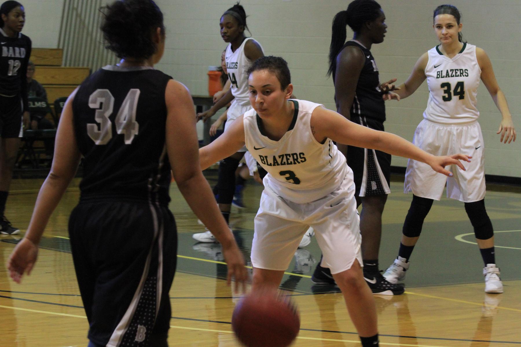 Bard Outlasts Women's Basketball
