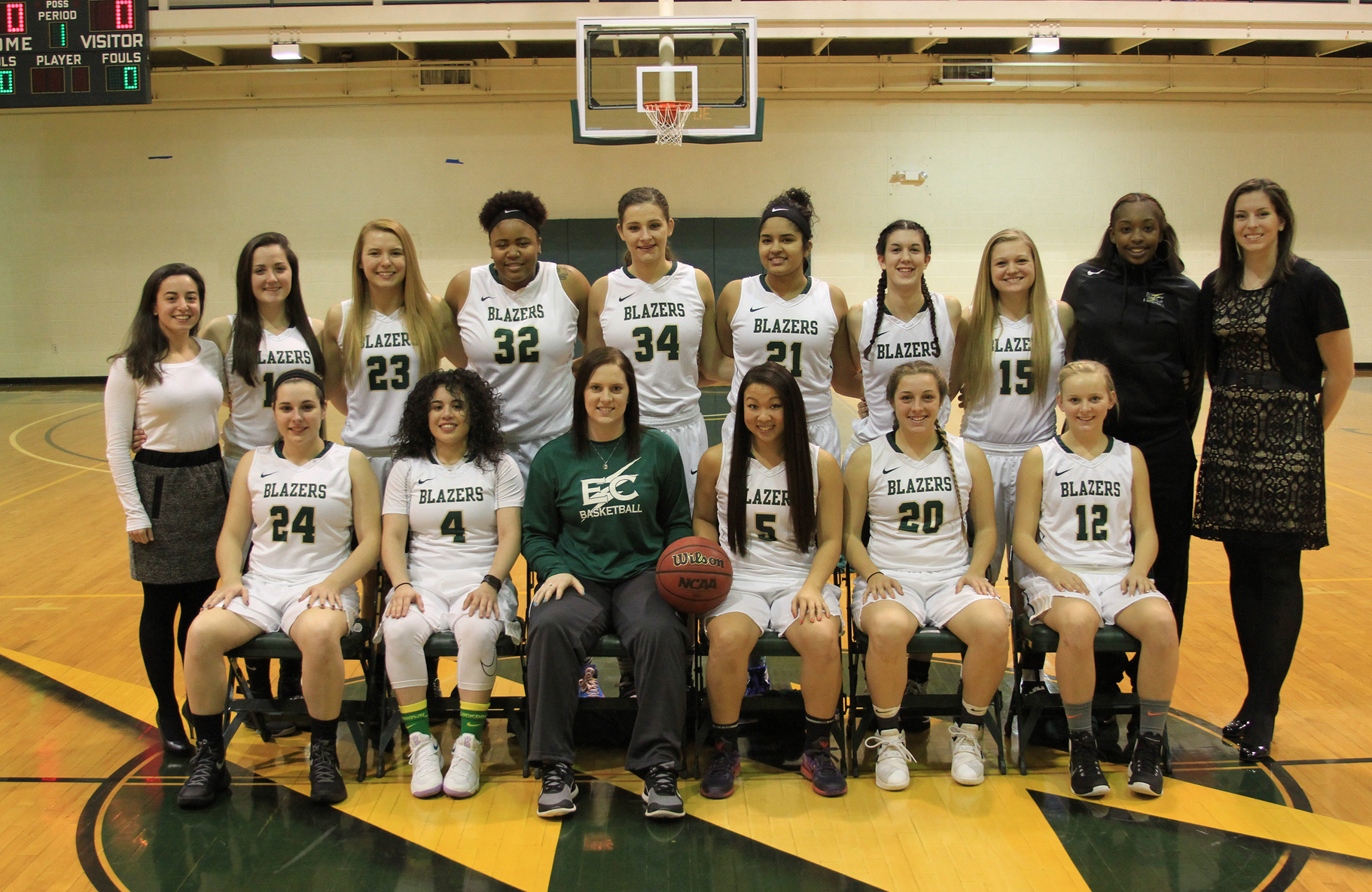 Women's Basketball To Host Swim, Gym & Movie Nights