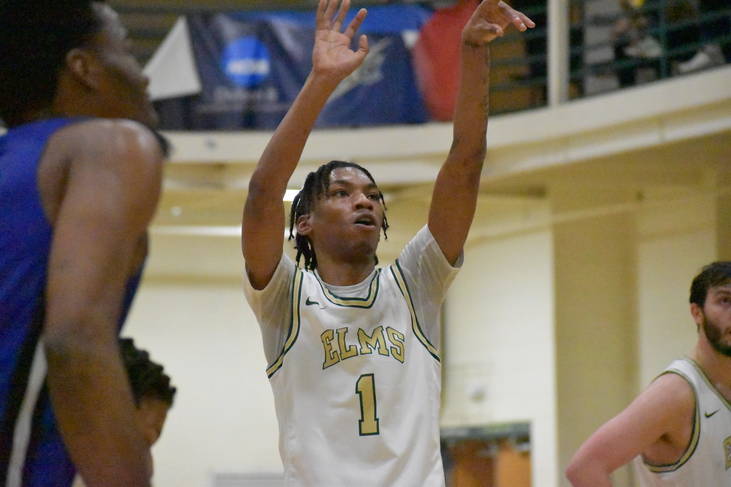 Chargers Best Blazers in Conference Play