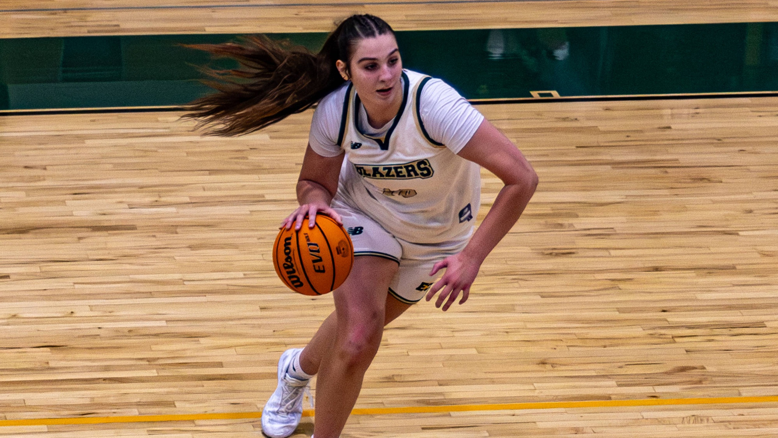 Women's Hoops Sinks Mitchell for First Conference Victory of the Season
