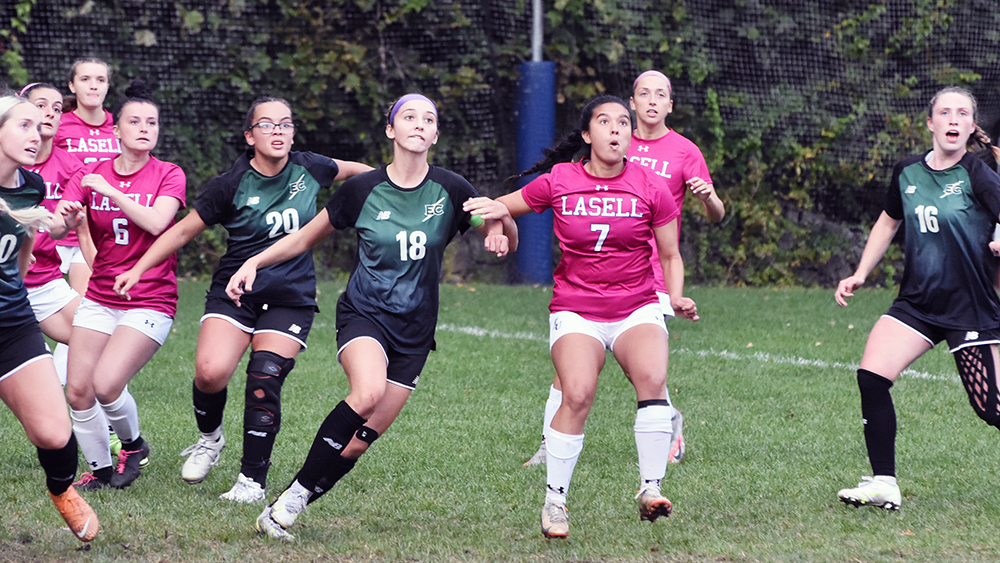 Women&rsquo;s Soccer Drops Road Game at Lasell