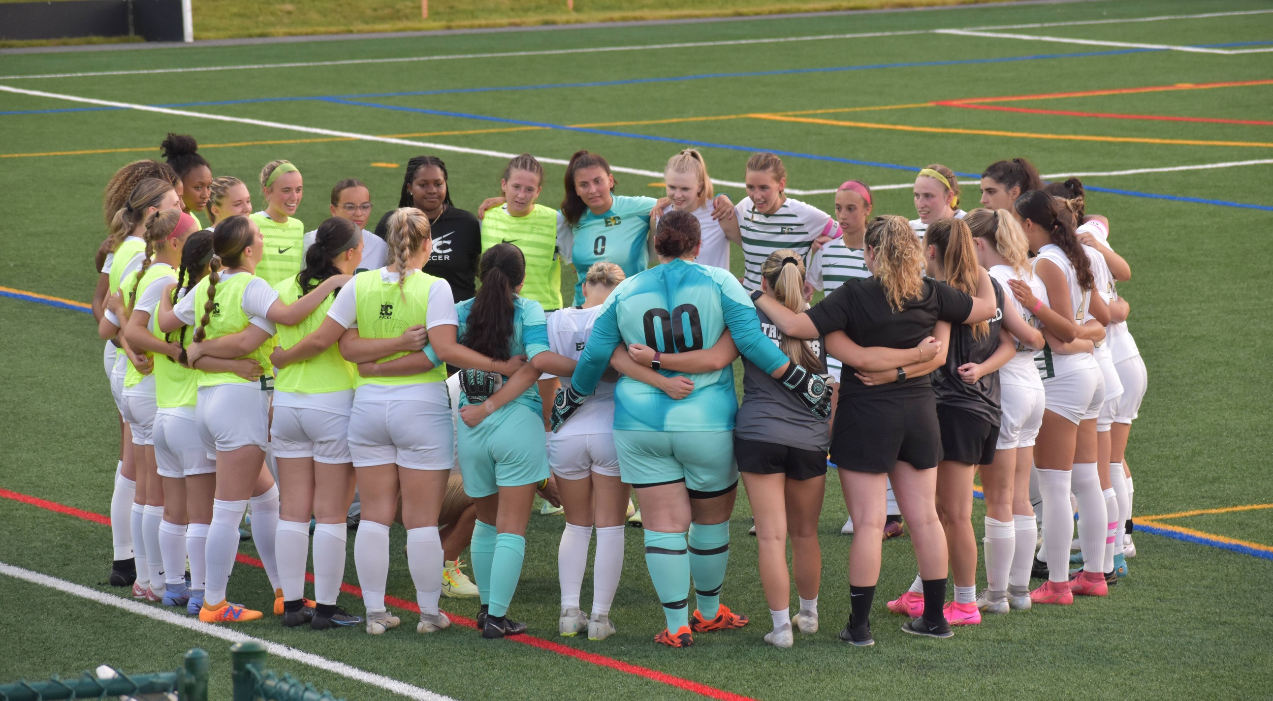 Women's Soccer Drops Opener to Vassar College