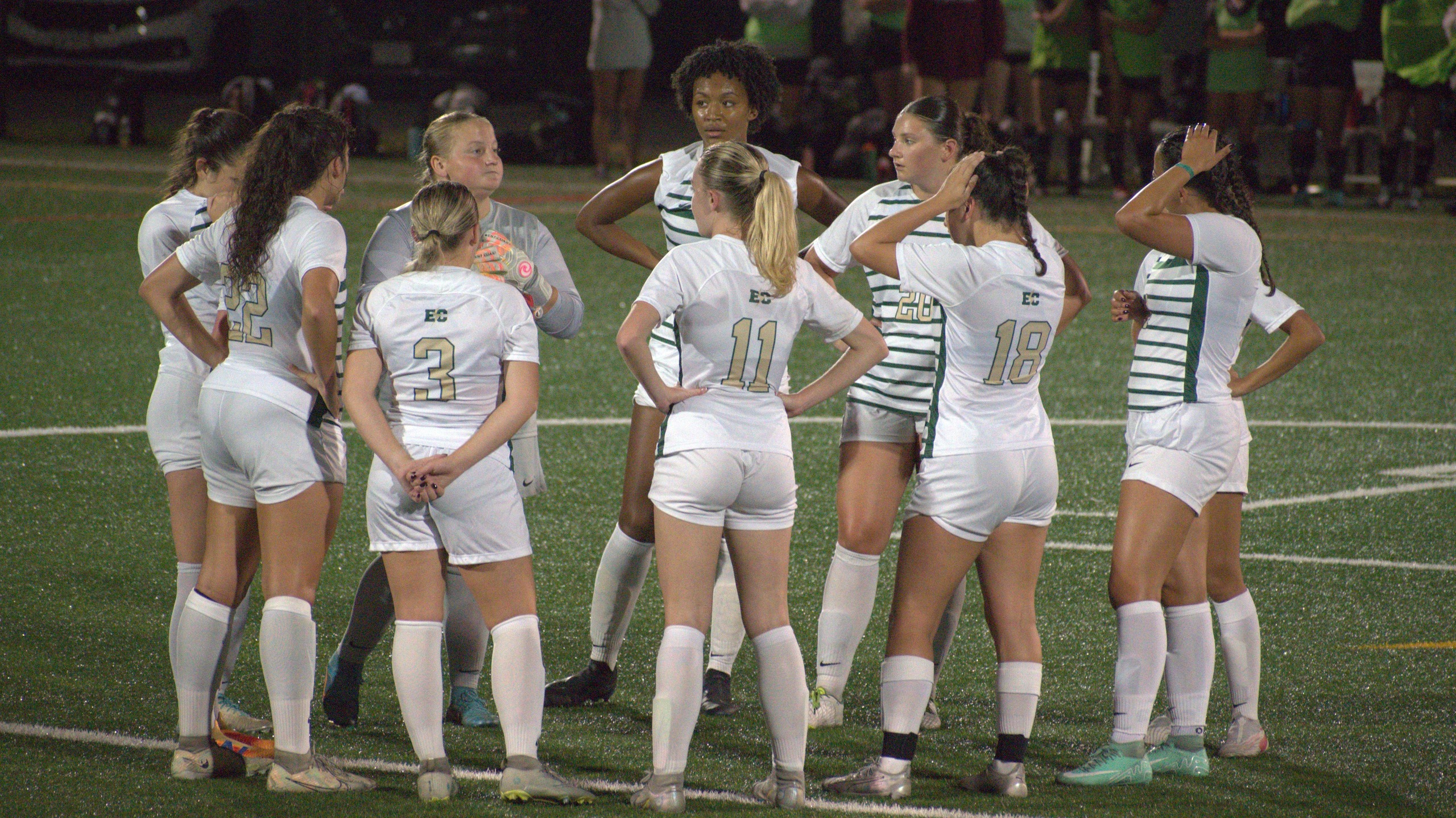 Lesley Snaps Women&rsquo;s Soccer&rsquo;s 4-Game Win Streak at Home