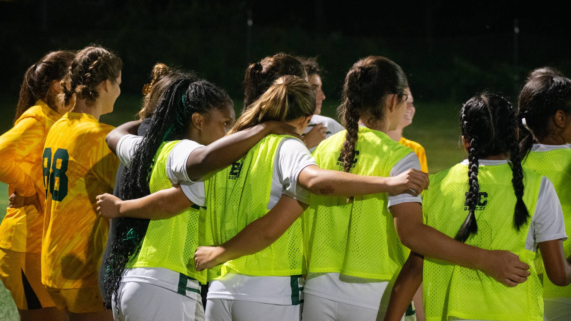 Women's Soccer Lose a Tough Conference Game to Rivier