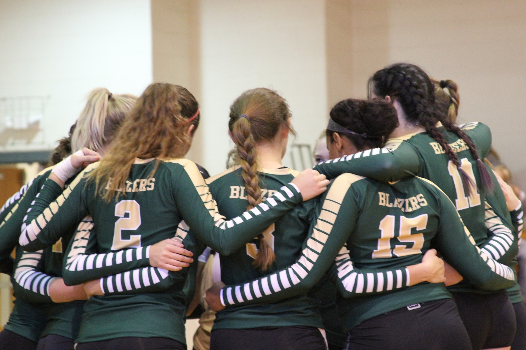 Mount Ida Sweeps Women's Volleyball