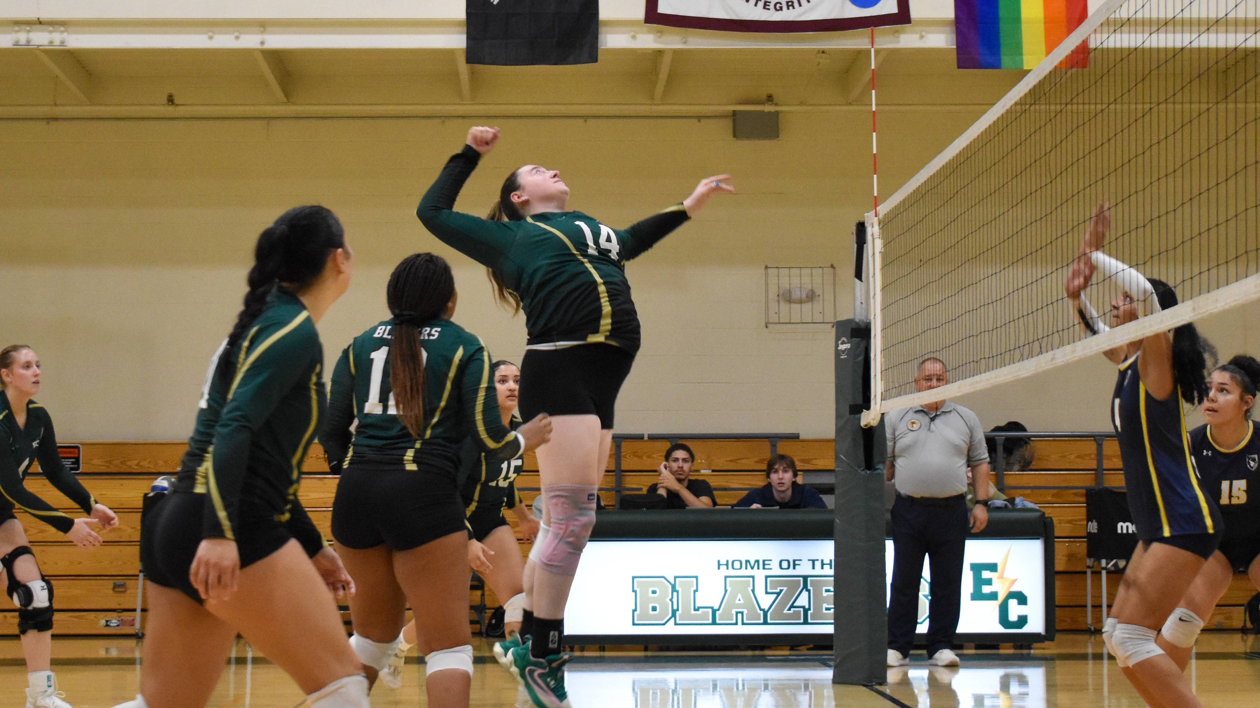 Women&rsquo;s Volleyball Rallies Back to Take Mitchell to Five Sets, but Lose in the Final Set