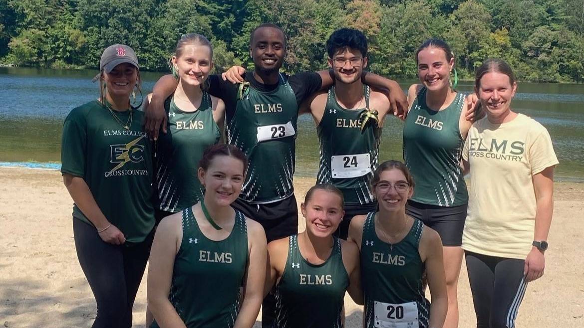 Cross Country Takes Fourth at the Blazer Invitational